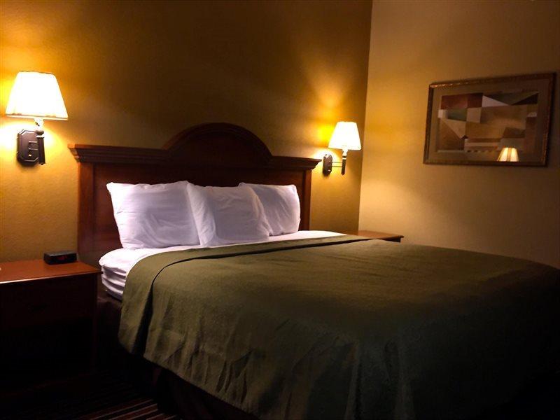 Fairview Inn & Suites Mobile Buitenkant foto