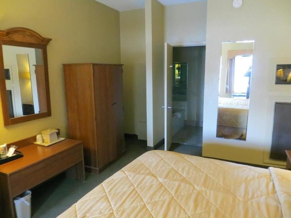 Fairview Inn & Suites Mobile Buitenkant foto