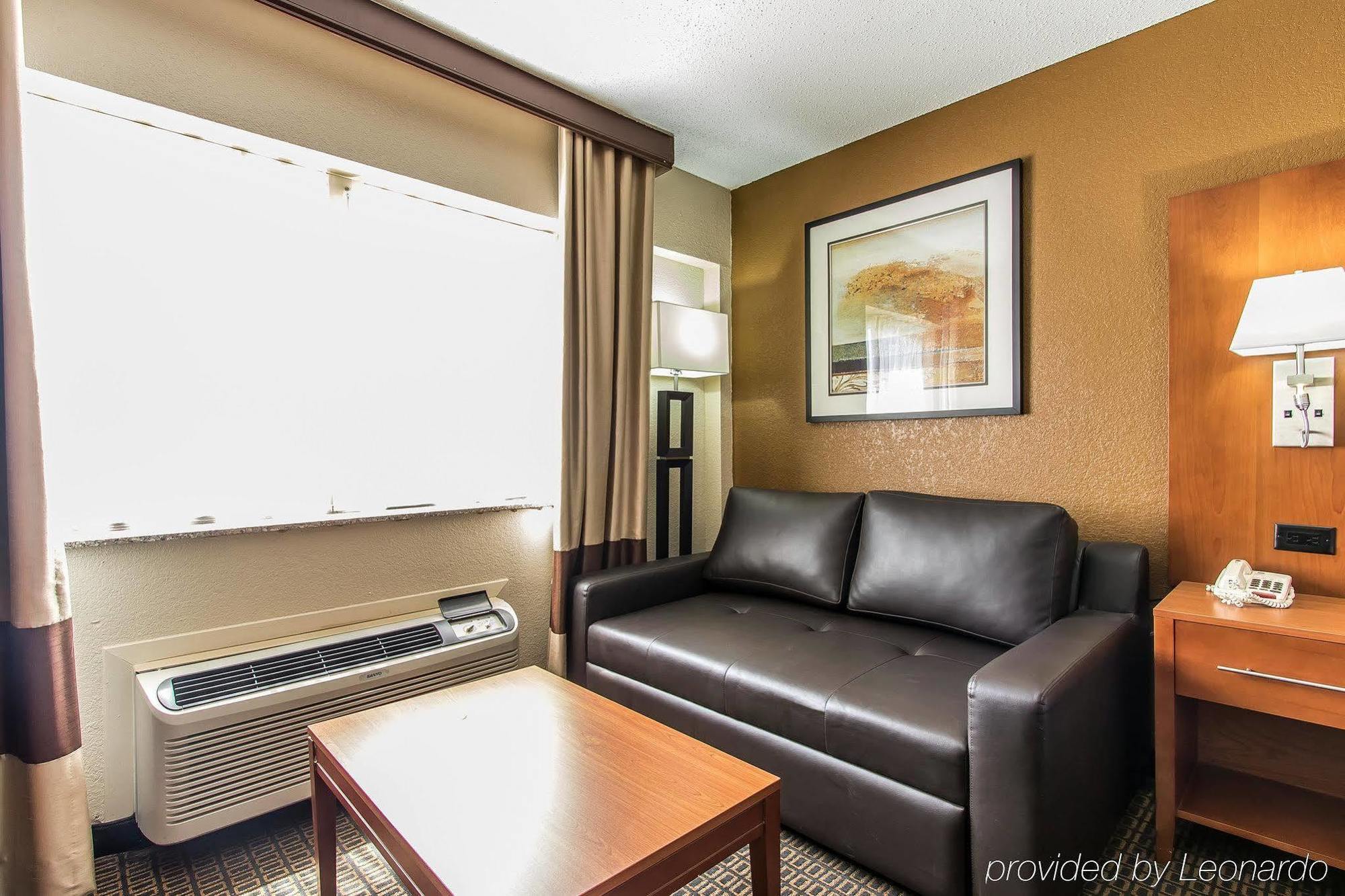 Fairview Inn & Suites Mobile Buitenkant foto