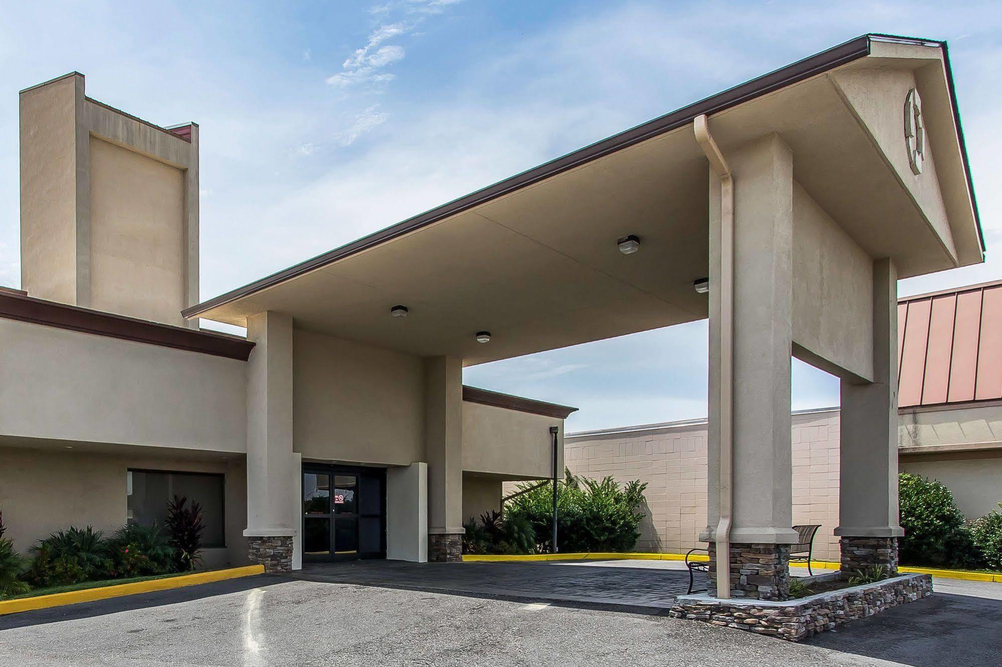 Fairview Inn & Suites Mobile Buitenkant foto